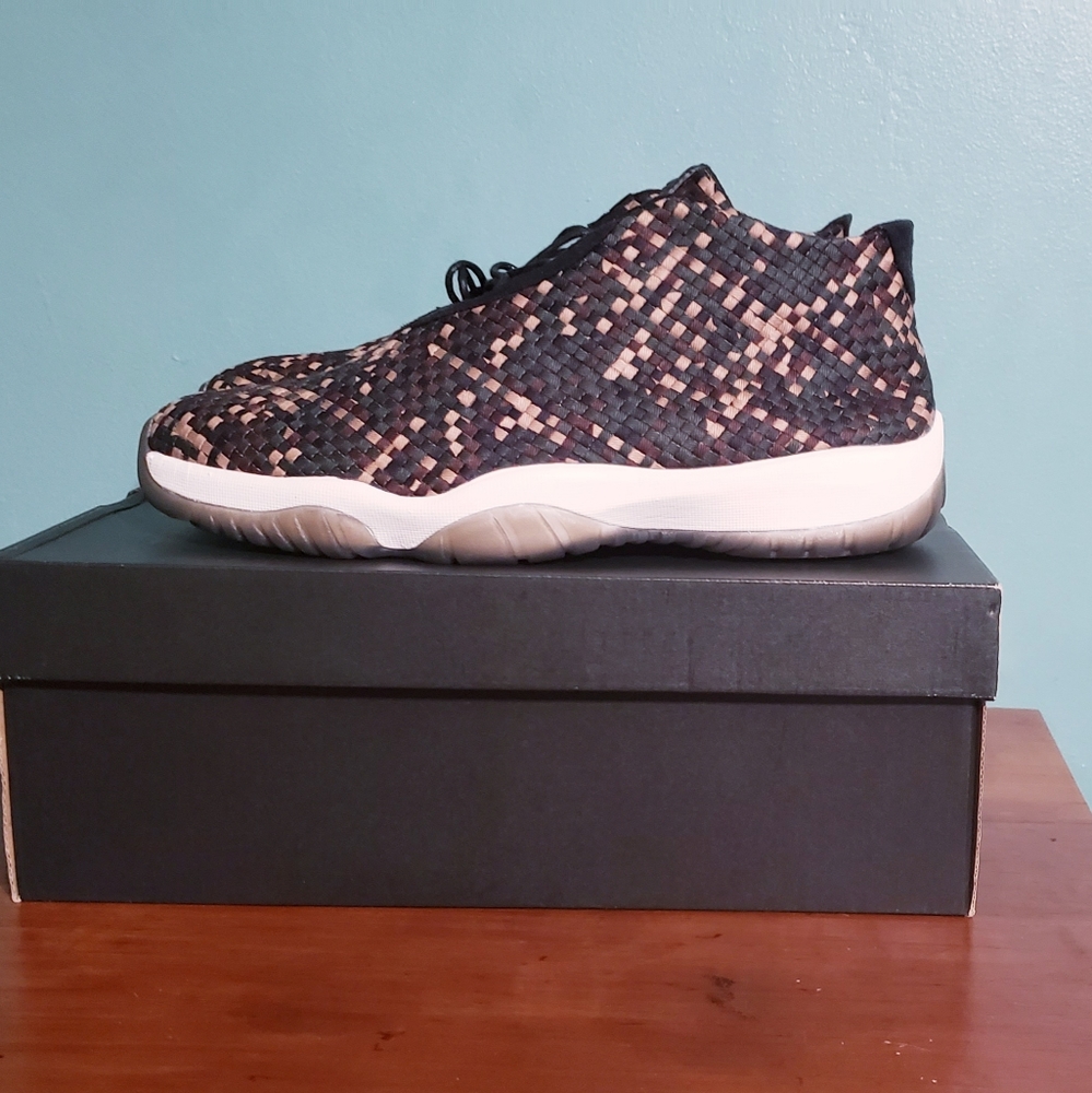 Air Jordan XI "Dark Army' Future Premium  1